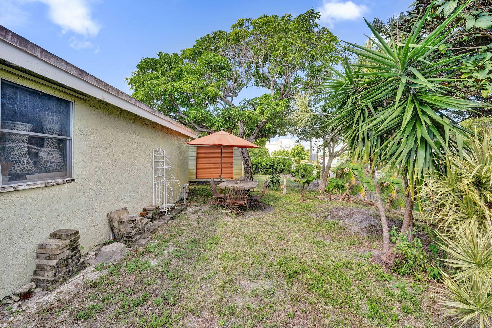 4541 NE 14TH Terrace, Pompano Beach, FL 33064 yd12