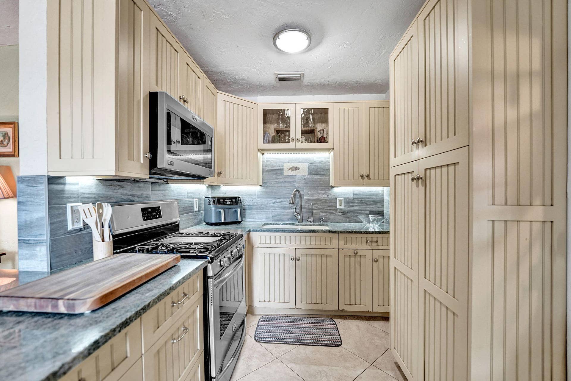 4541 NE 14TH Terrace, Pompano Beach, FL 33064 kit5