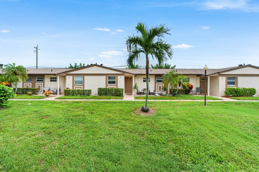 Property photo for 2883 CROSLEY Drive W, #F, West Palm Beach, FL