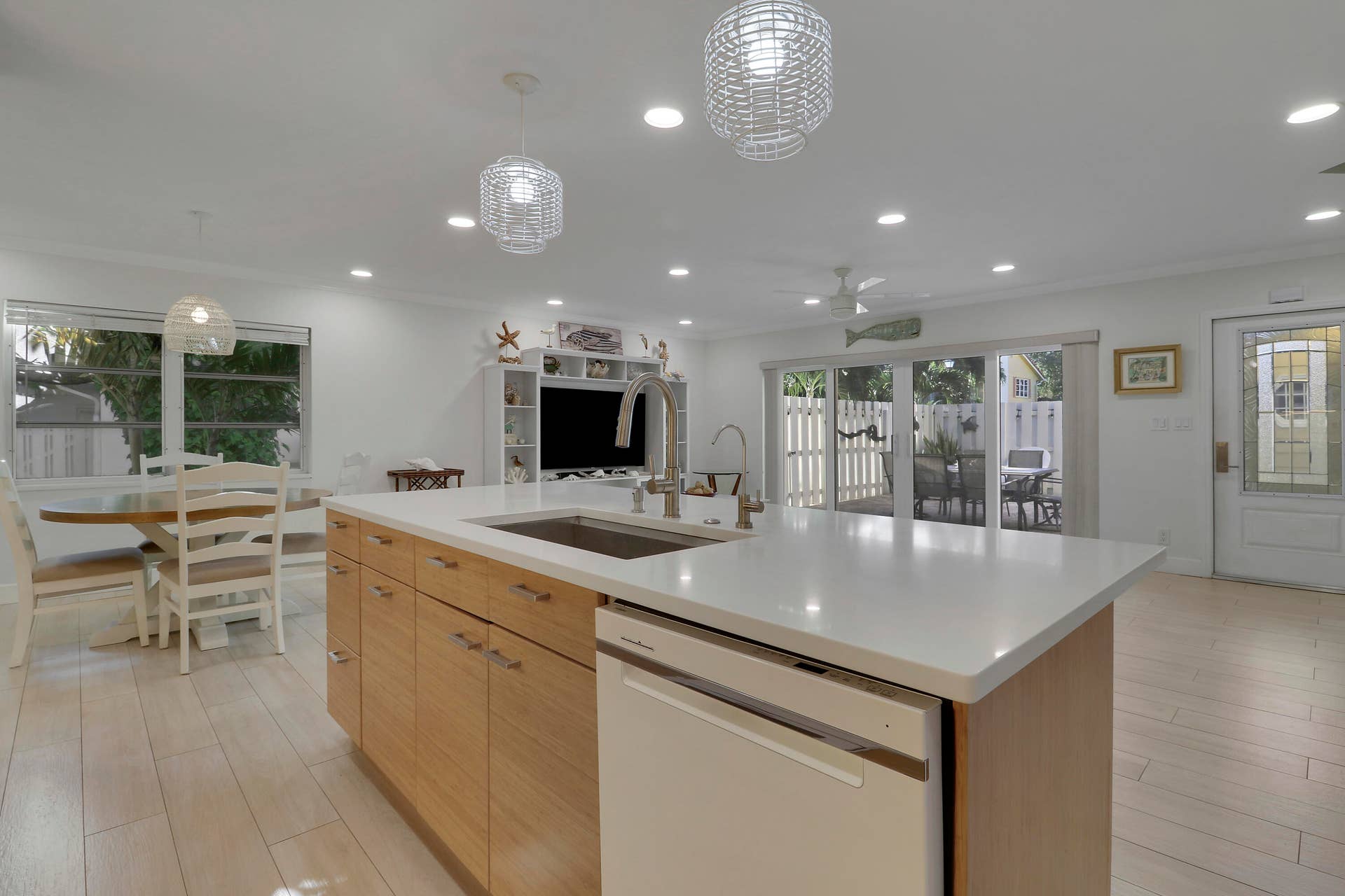 232 Seabreeze Circle, Jupiter, FL 33477 Kitchen