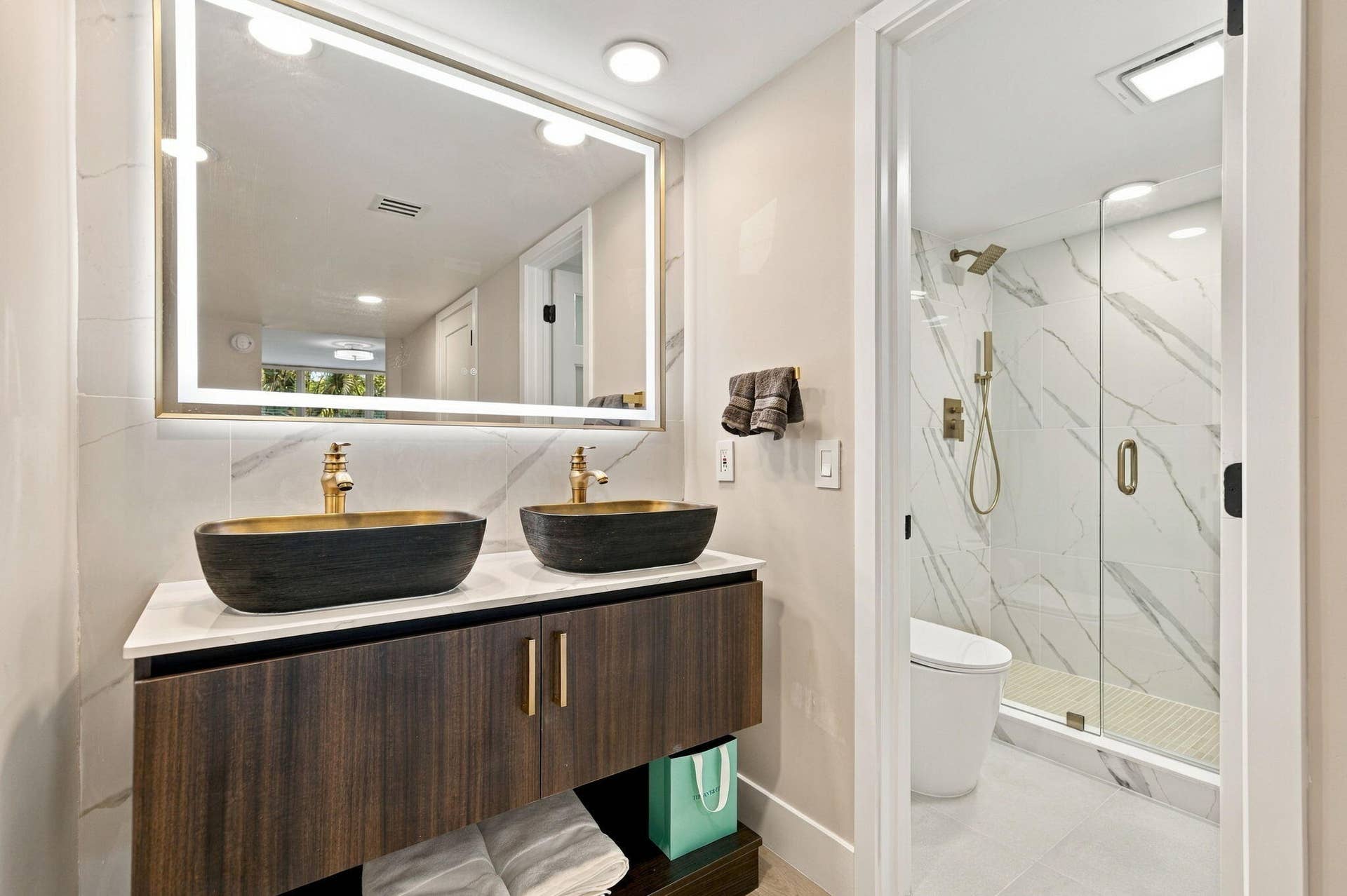 18-web-or-mls-806-cypress-grove-ln-303
