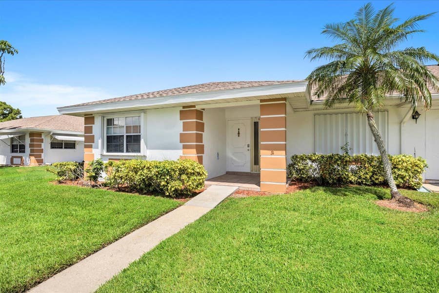 Property photo for 1218 S Lakes End Drive, #Apt a, Fort Pierce, FL