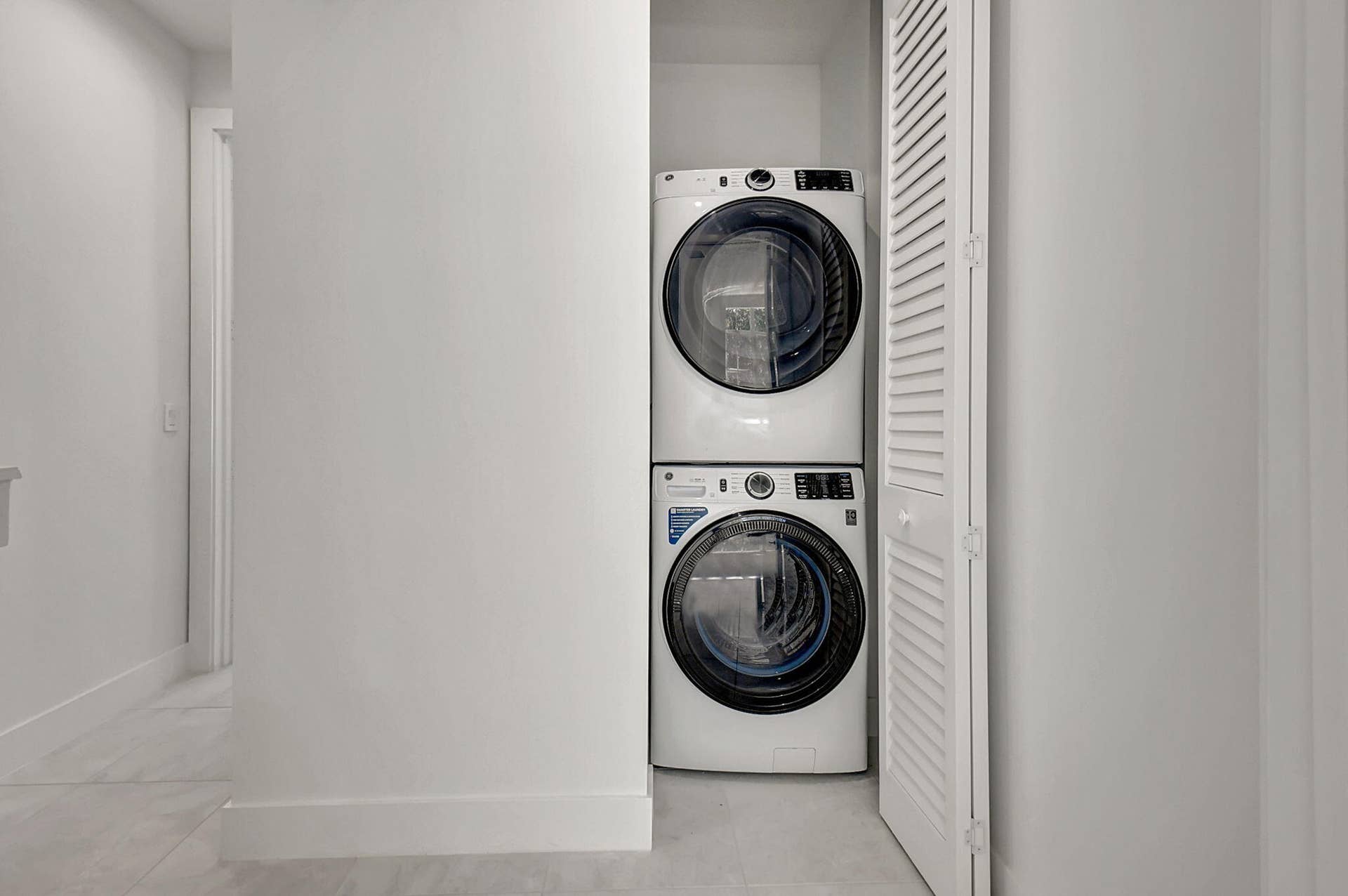 54 Atlantic Grove Way, Delray Beach, FL 33444 large capacity washer and dryer just off bedrooms