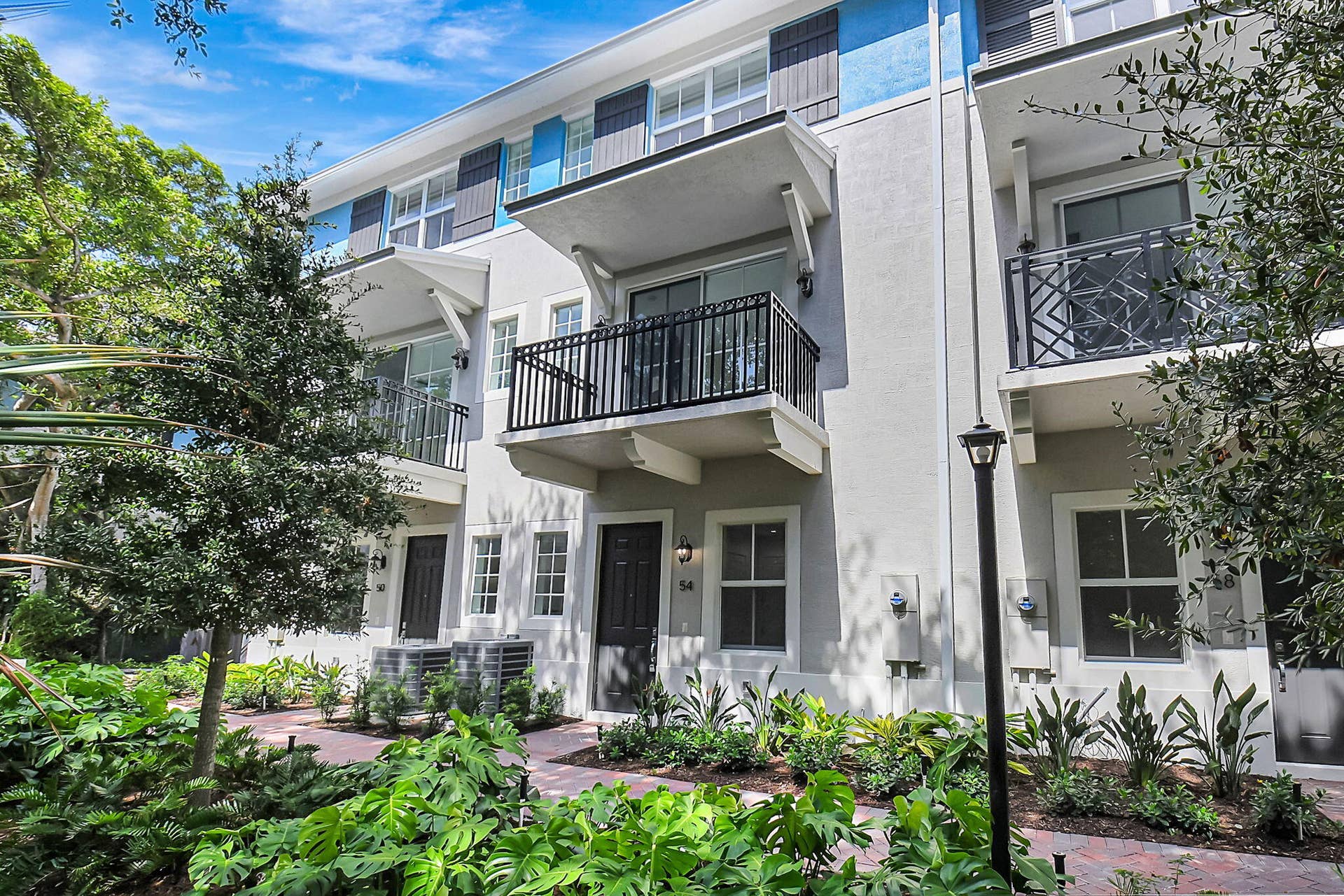 54 Atlantic Grove Way, Delray Beach, FL 33444 exterior view