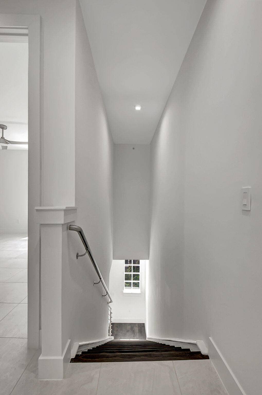 54 Atlantic Grove Way, Delray Beach, FL 33444 stairway