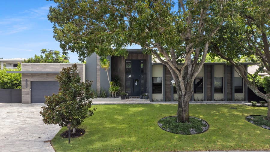 Property photo for 2424 NE 27th Avenue, Fort Lauderdale, FL
