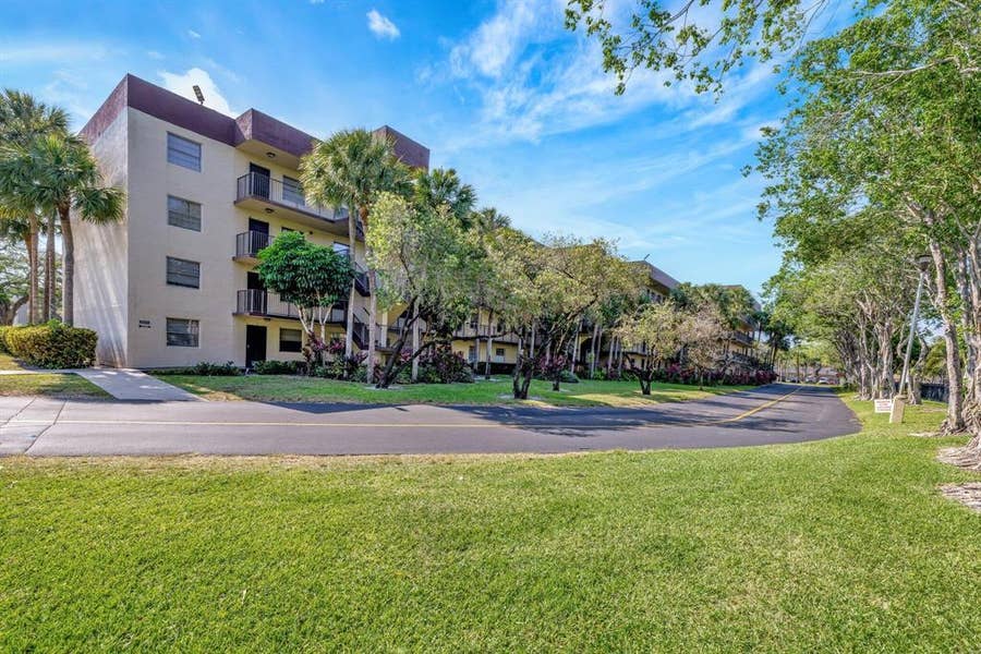 Property photo for 3301 NW 47TH Terrace, #403, Lauderdale Lakes, FL