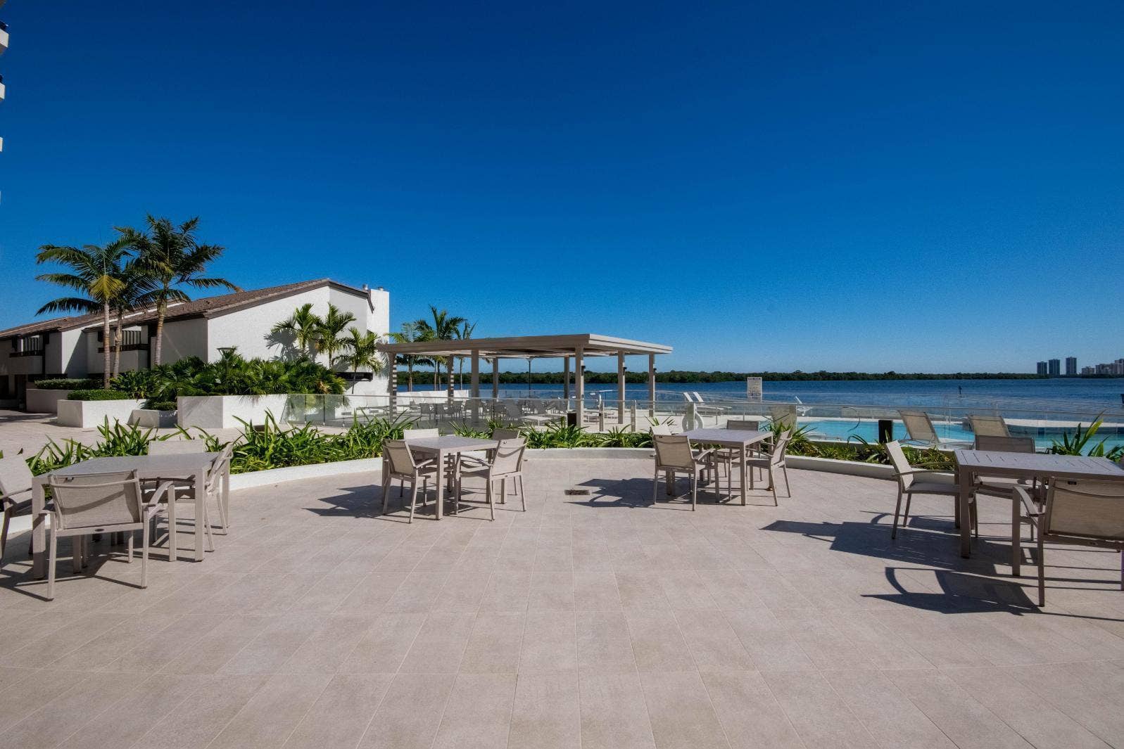 100 Lakeshore Drive, #754, North Palm Beach, FL 33408 Pool and BBQ Deck