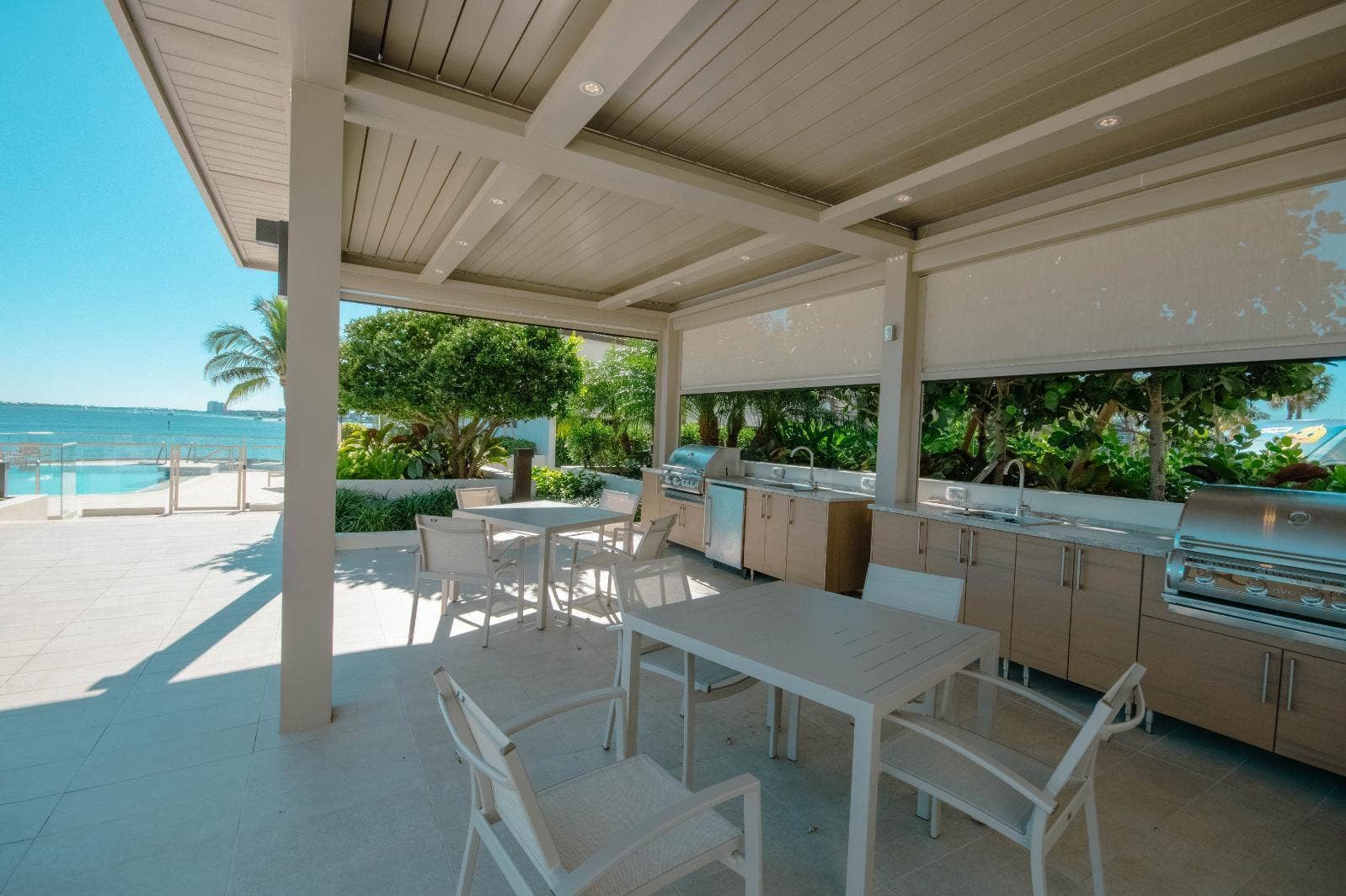 100 Lakeshore Drive, #754, North Palm Beach, FL 33408 BBQ Deck