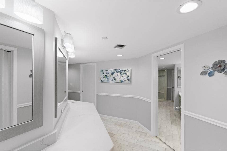 100 Lakeshore Drive, #754, North Palm Beach, FL 33408 Master Bathroom