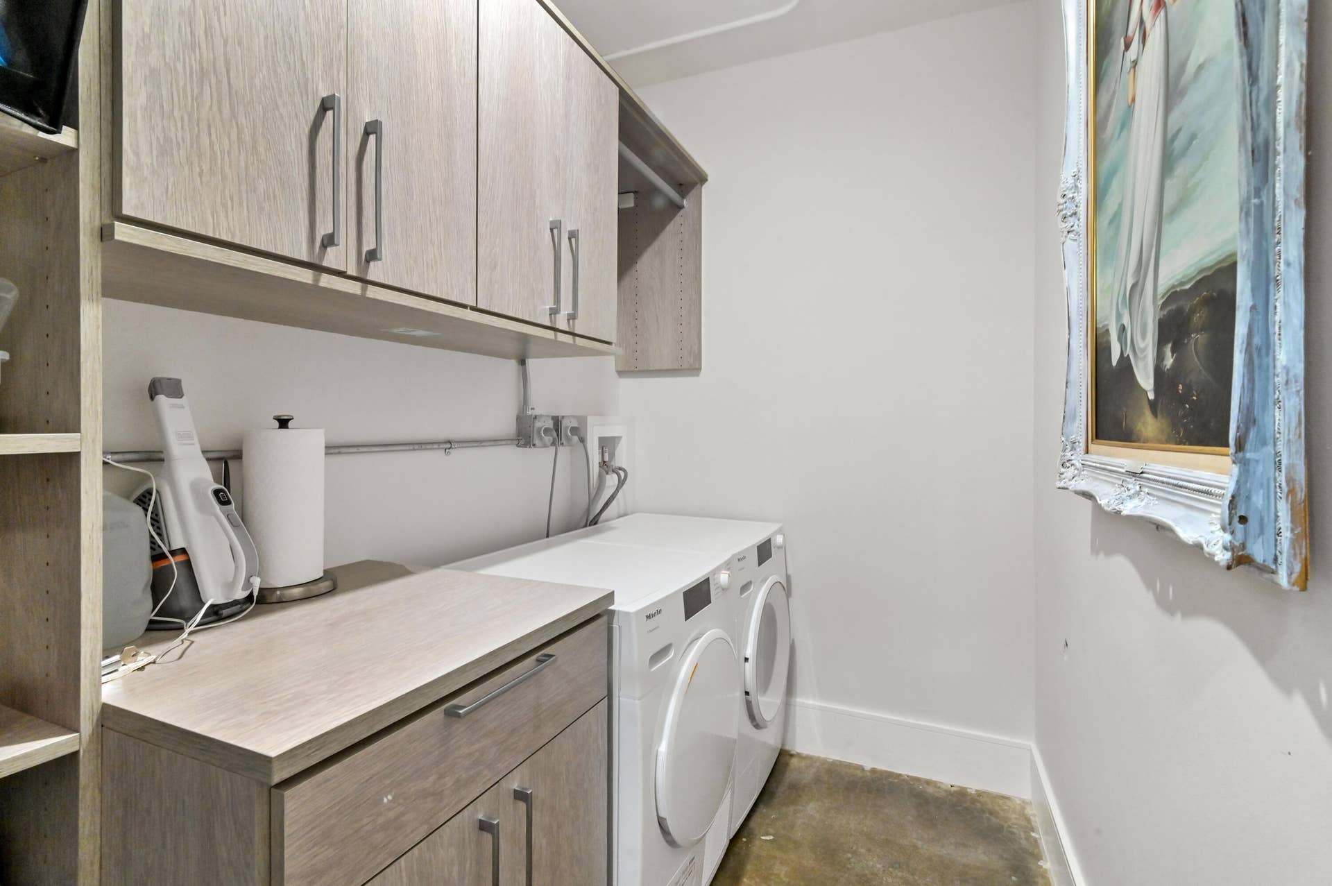 226 Brazilian Avenue, #2 C, Palm Beach, Palm Beach, FL 33480 Laundry
