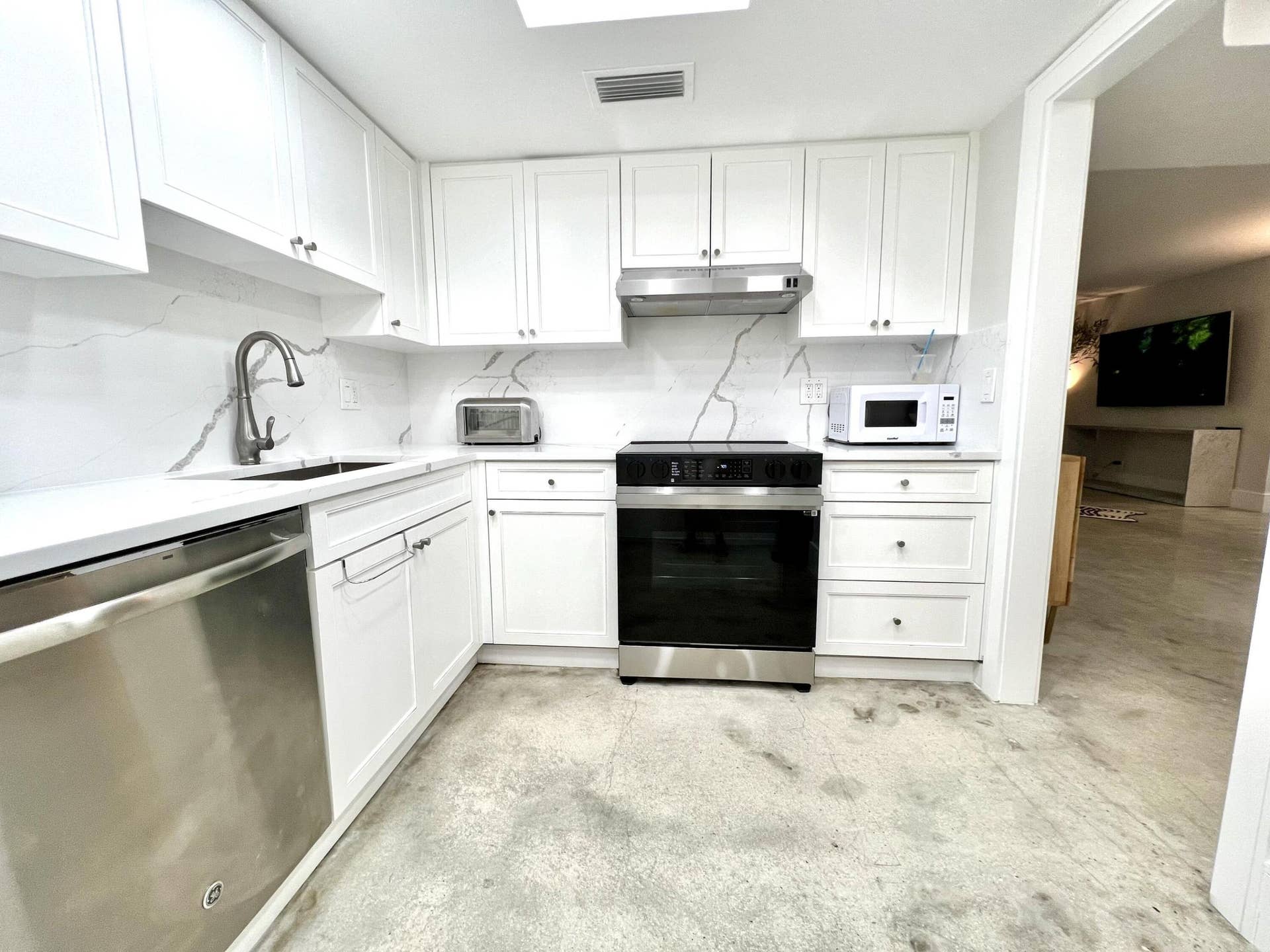 226 Brazilian Avenue, #2 C, Palm Beach, Palm Beach, FL 33480 IMG_9733 2