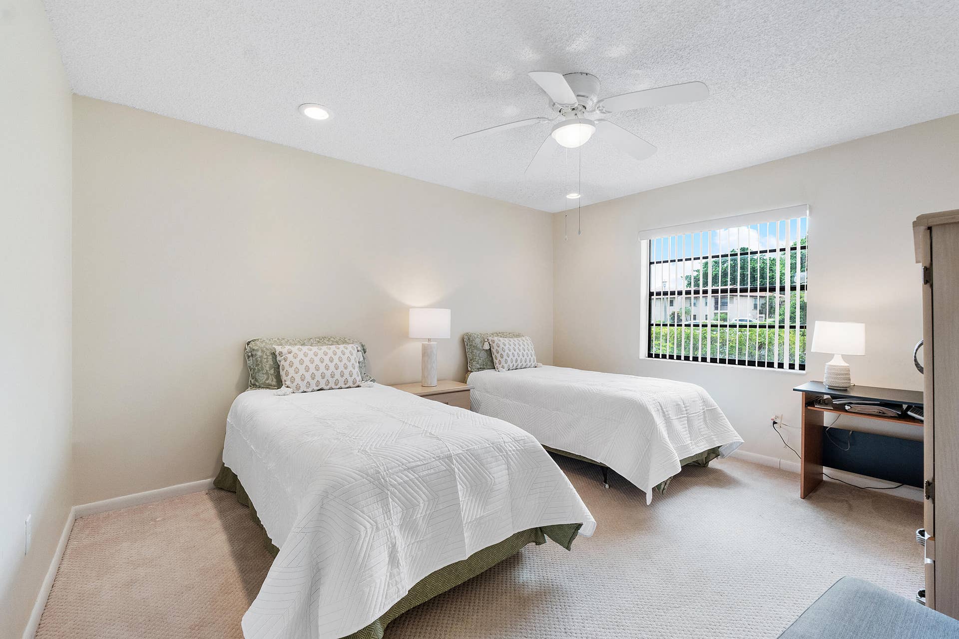 9283 Vista Del Lago, #37-I, Boca Raton, FL 33428 Second bedroom