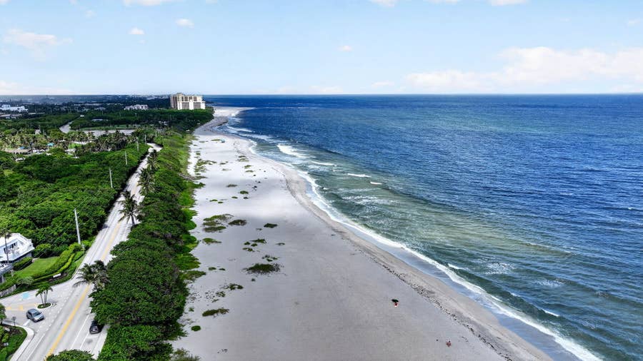 Property photo for 105 SANDPIPER Circle W, Jupiter, FL