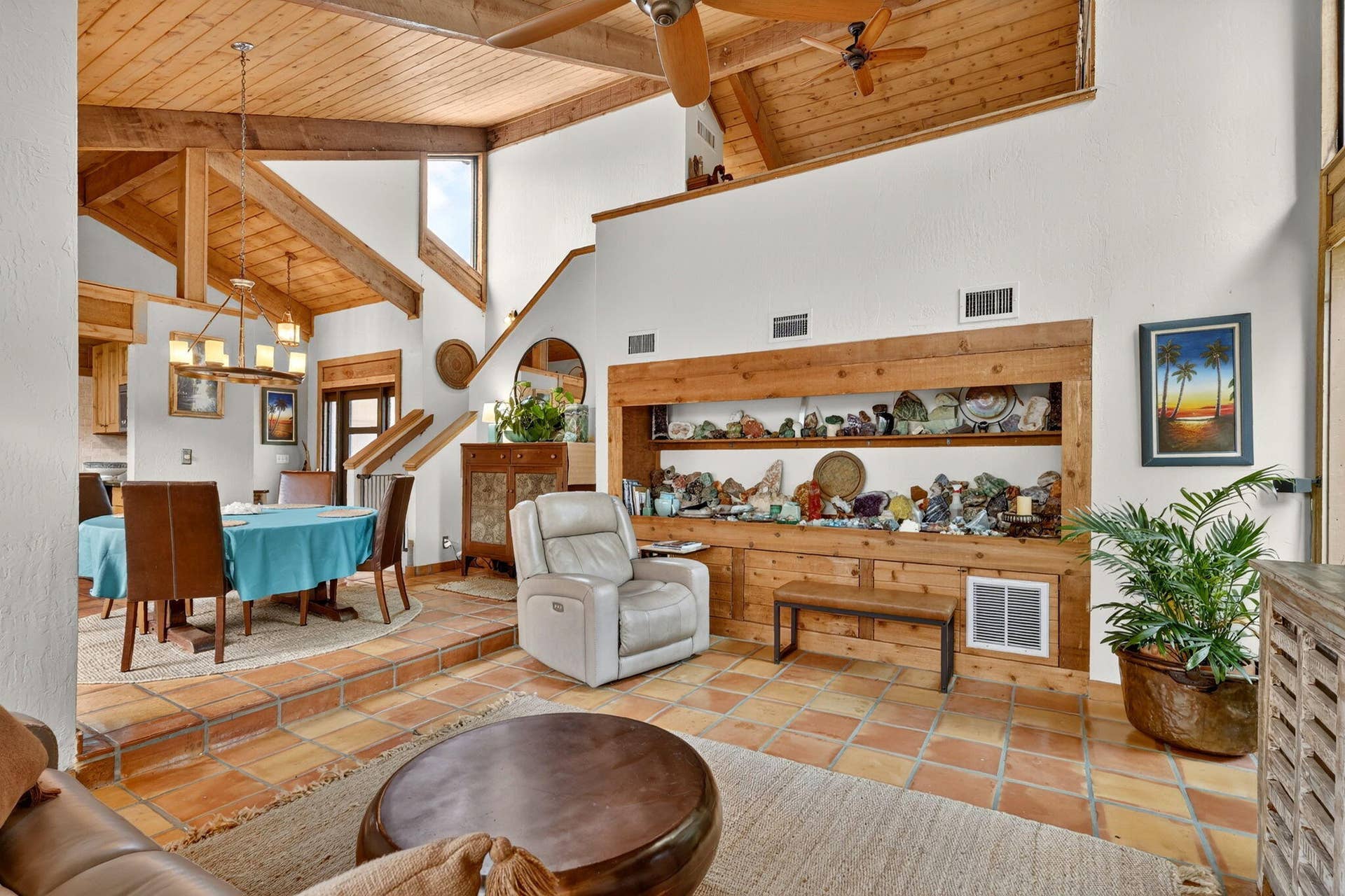 105 SANDPIPER Circle W, Jupiter, FL 33477 Beautiful Natural Radiant Light Throughout