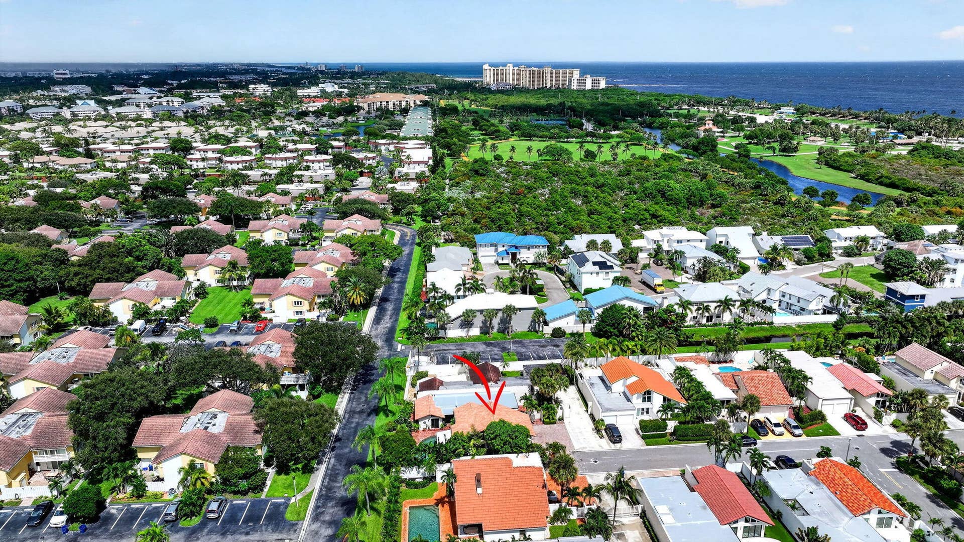 105 SANDPIPER Circle W, Jupiter, FL 33477 Moments to Jupiter's Pristine Beaches and Waterways