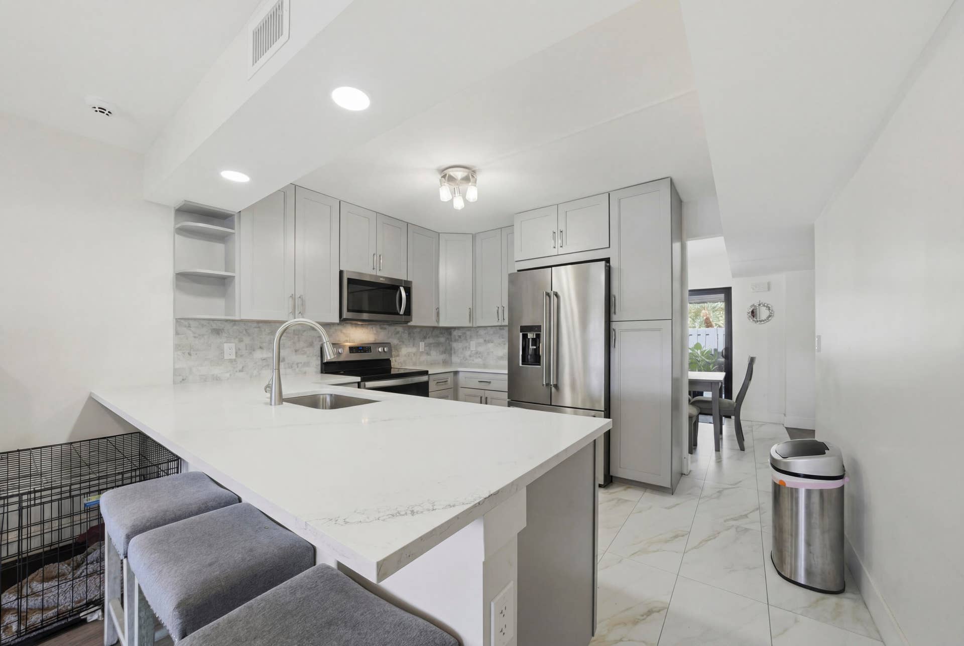 11014 SW 15TH Manor, #-, Davie, Davie, FL 33324 _DSC9242_declutter_ad87bcf7