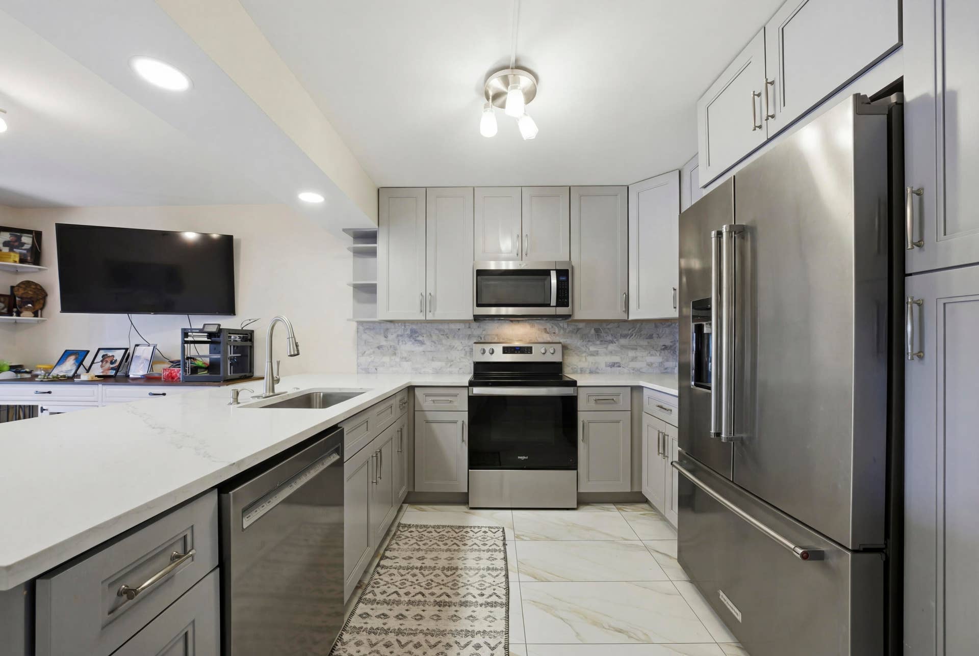 11014 SW 15TH Manor, #-, Davie, Davie, FL 33324 _DSC9245_declutter_ec522ba9