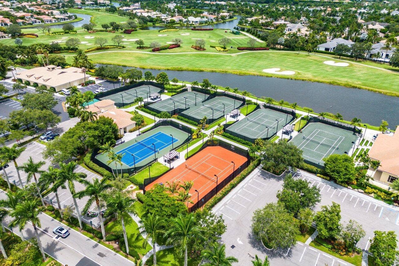 4043 NW 58th Street, Boca Raton, FL 33496 40