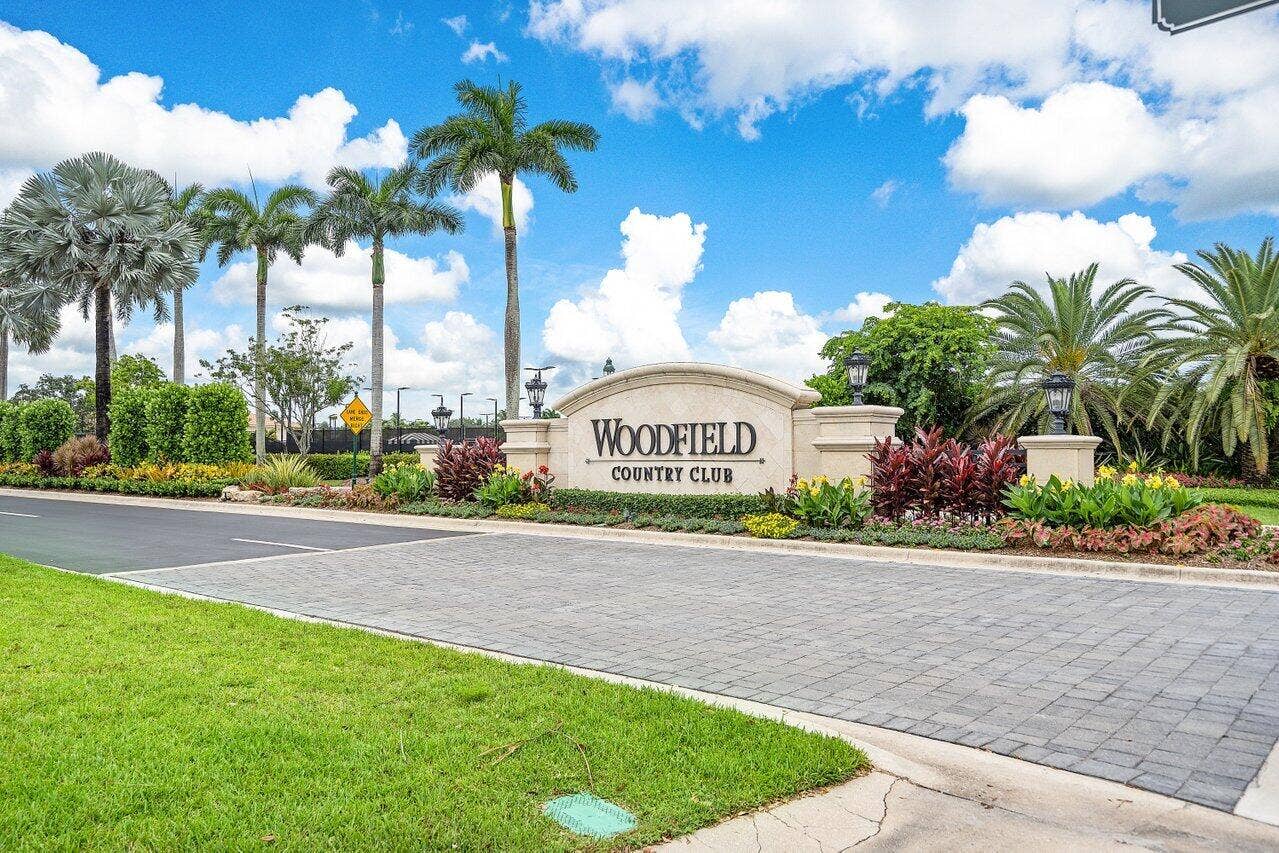 4043 NW 58th Street, Boca Raton, FL 33496 32