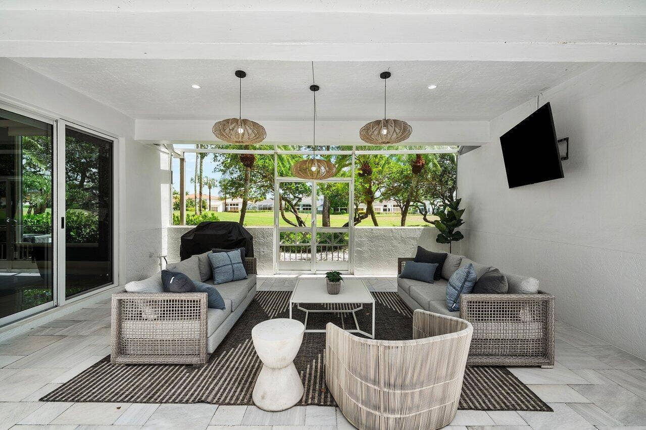 4043 NW 58th Street, Boca Raton, FL 33496 27