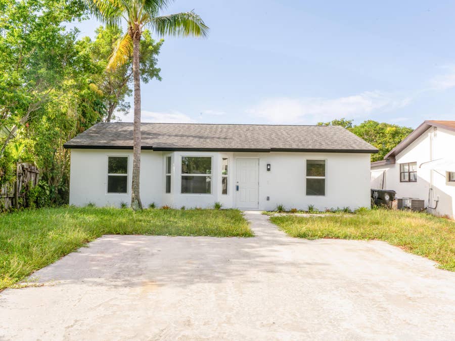 Property photo for 1229 18TH Avenue N, Lake Worth Beach, FL