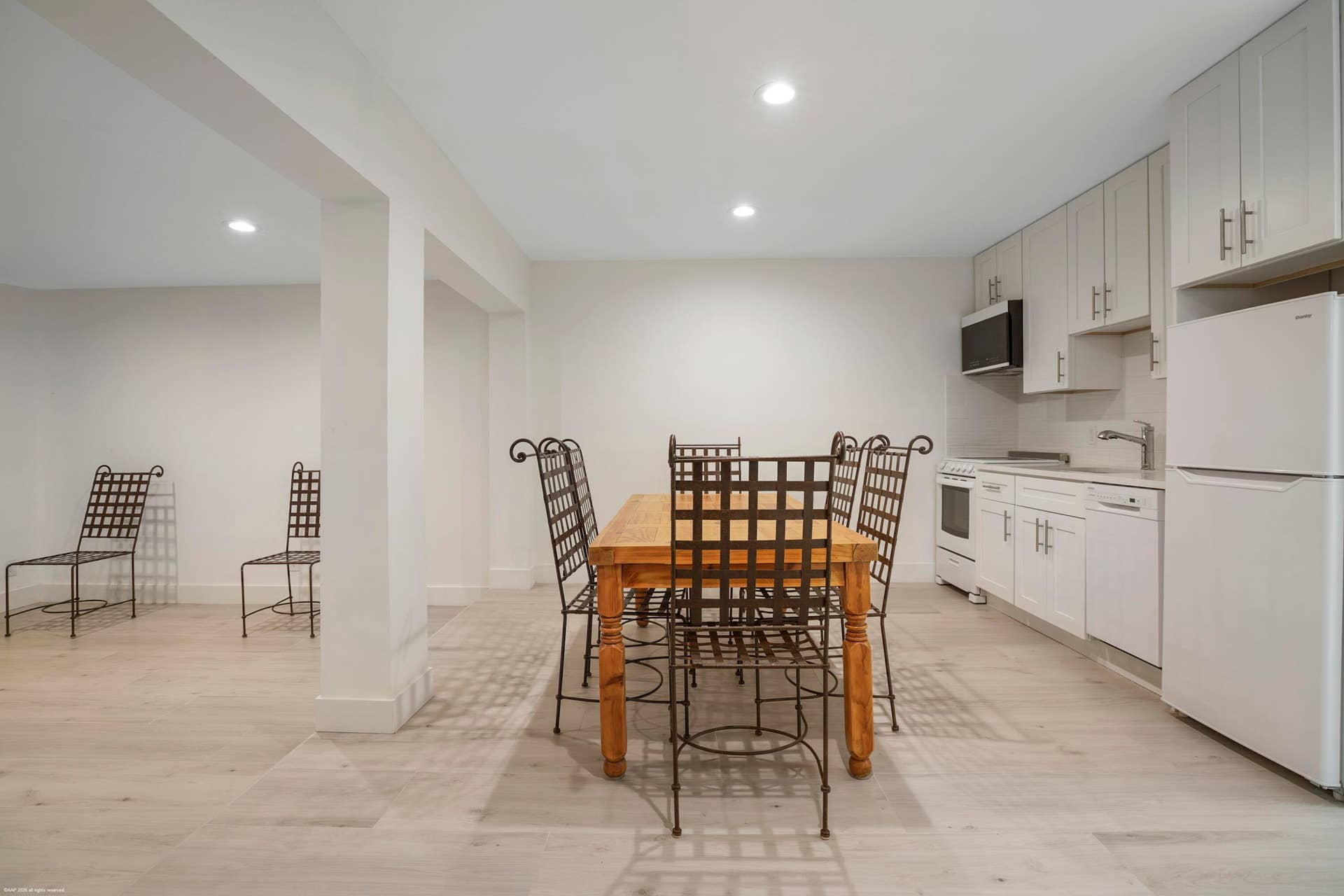 3516 Hanover Circle, Loxahatchee, FL 33470 Newly Renovated apartment