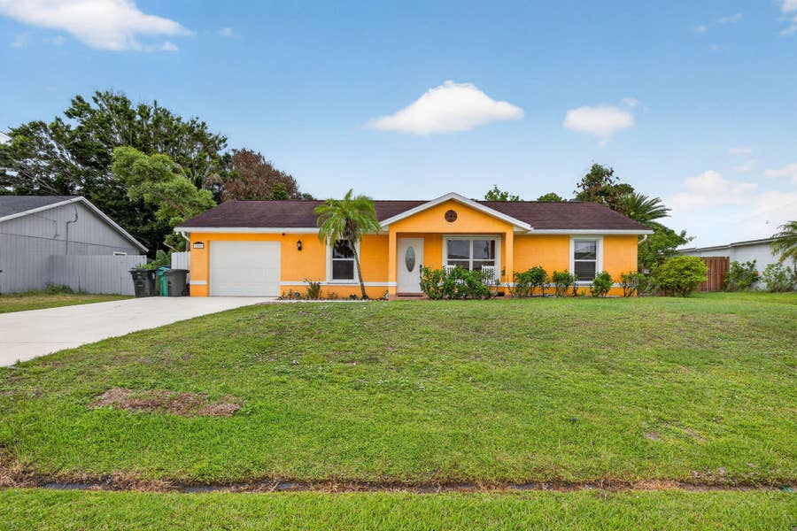 Property photo for 1314 SW Bellevue Avenue, Port St Lucie, FL