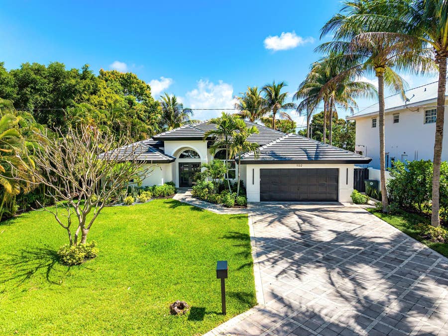 Property photo for 1132 NE 3rd Avenue, Boca Raton, FL