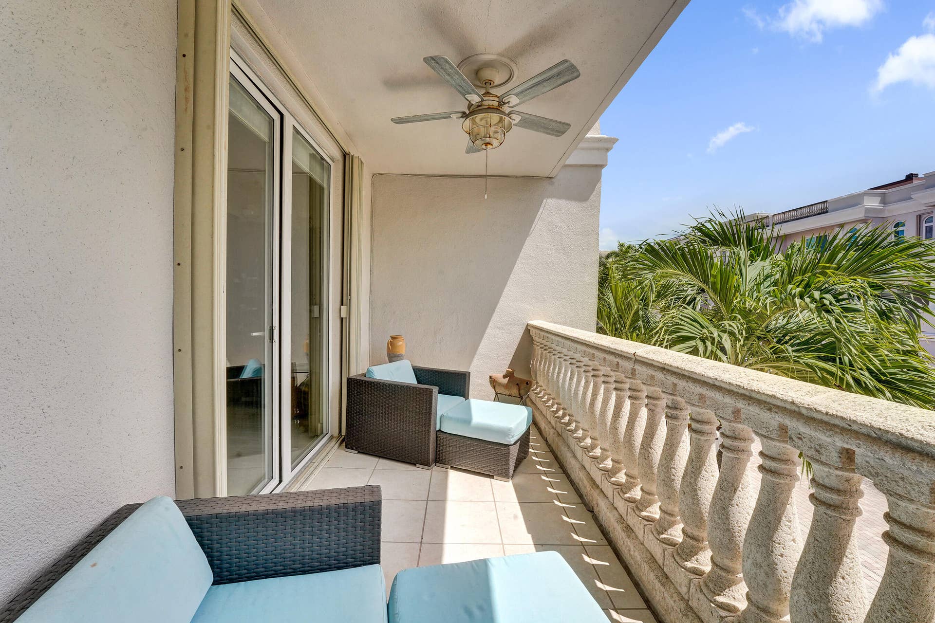 1780 Bay Drive, Pompano Beach, FL 33062 Living Room Balcony