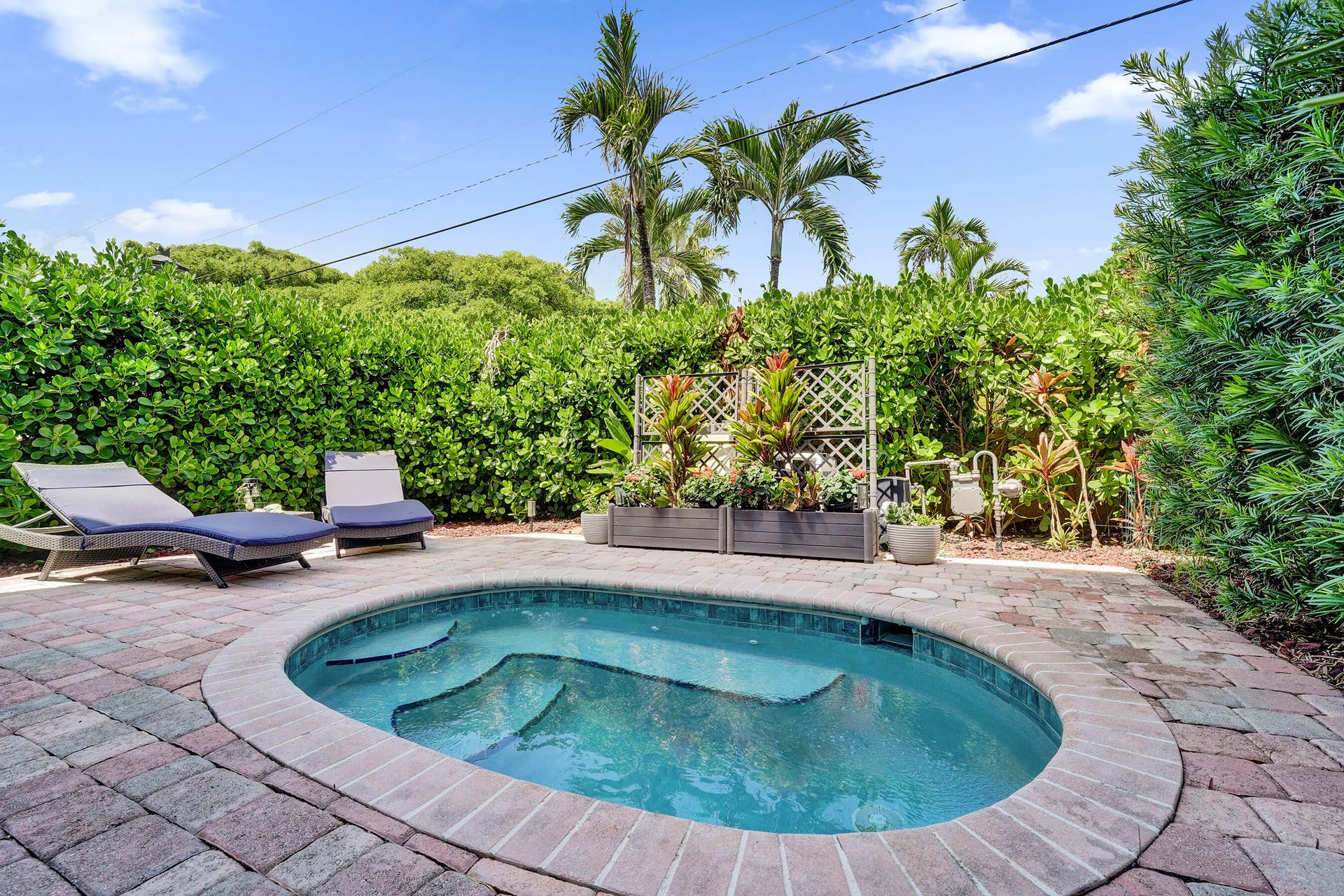 1780 Bay Drive, Pompano Beach, FL 33062 Heated Jetted Spa 1