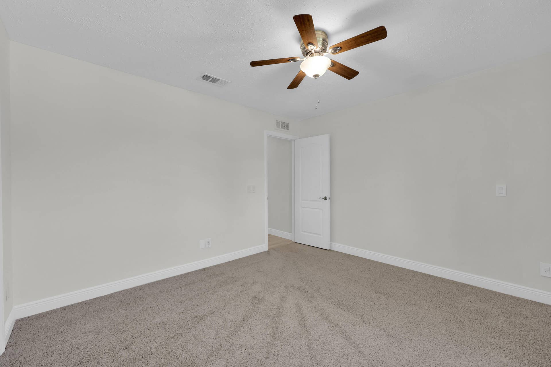 9809 SW MALIBU Terrace, Palm City, FL 34990 58_8p3a8914