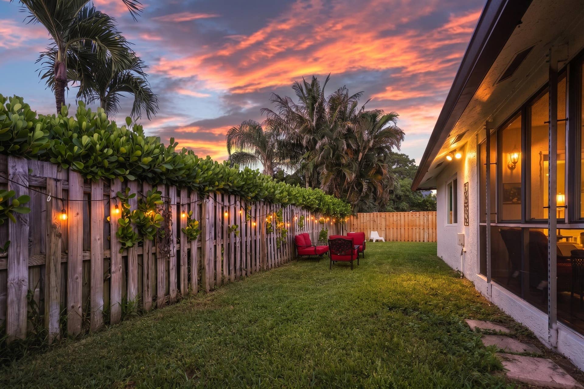 129 Stillwater Circle, Jupiter, FL 33458 Backyard Twilight