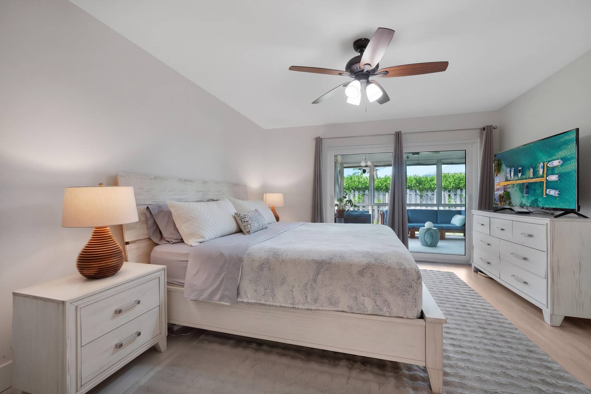 129 Stillwater Circle, Jupiter, FL 33458 Master Bedroom Angle #2 to Lanai