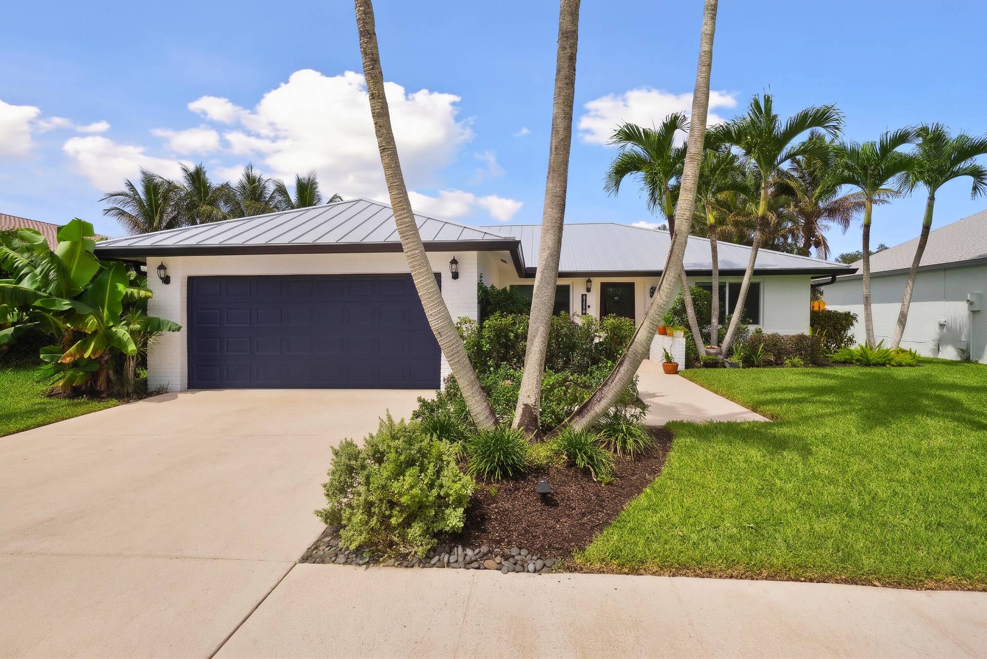 129 Stillwater Circle, Jupiter, FL 33458 Front Elevation