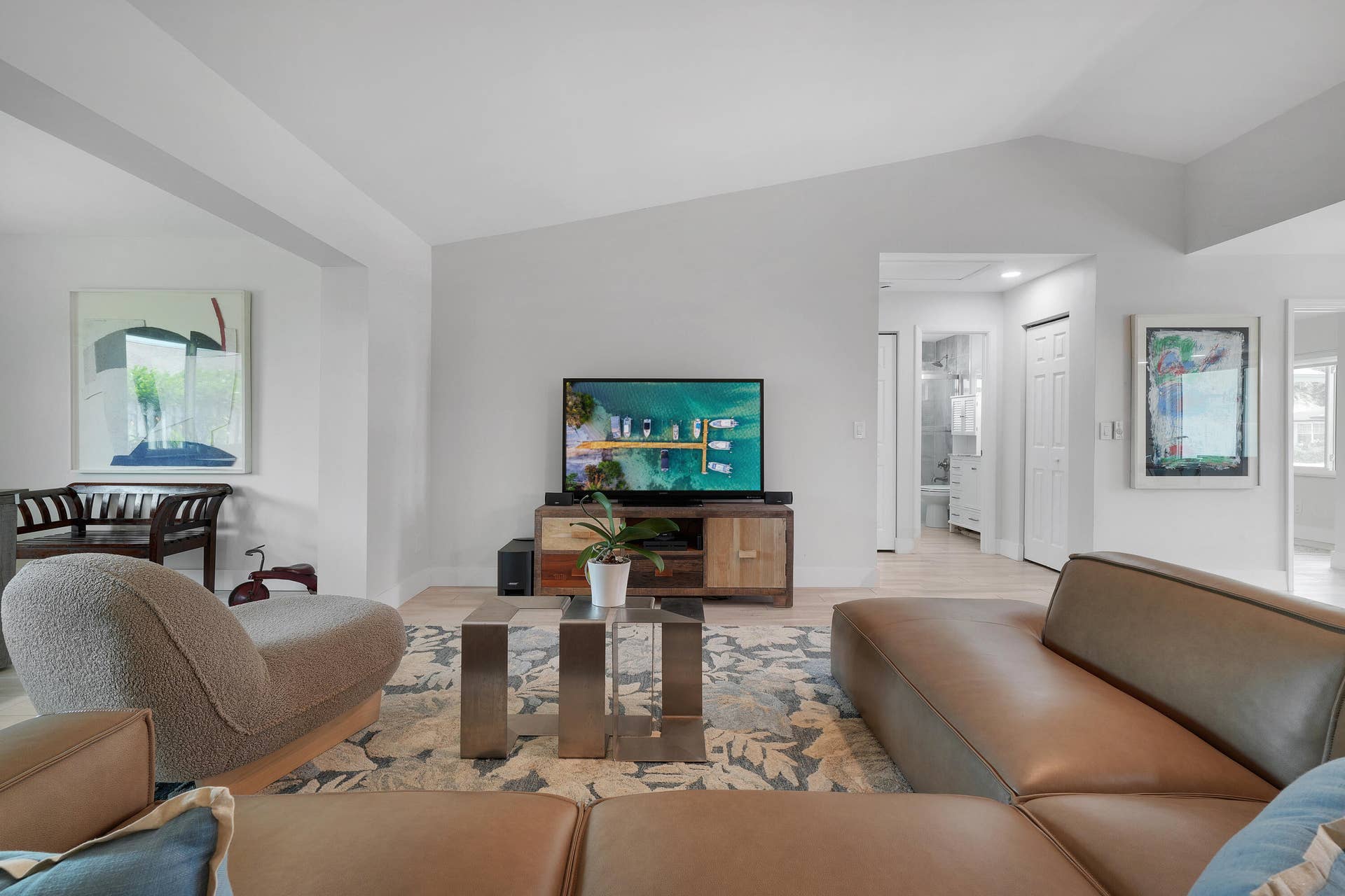 129 Stillwater Circle, Jupiter, FL 33458 Living Room