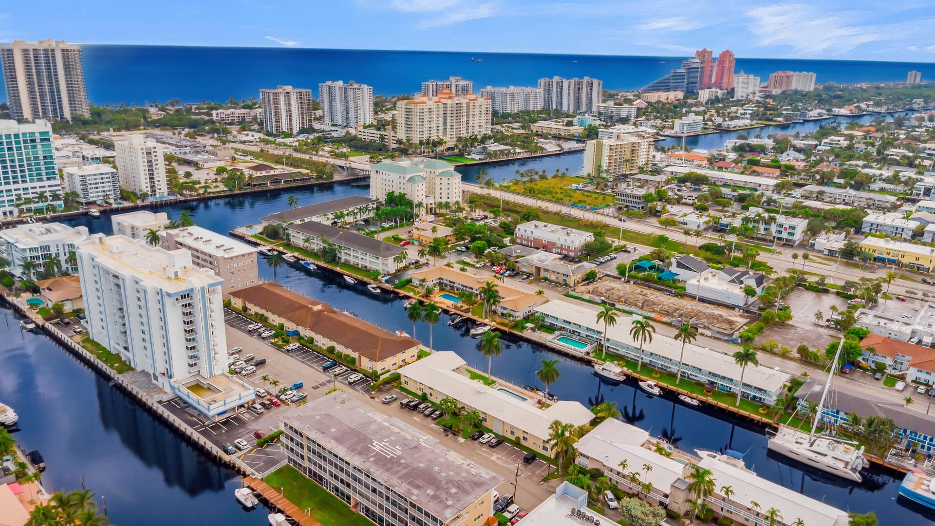 2840 NE 33RD Court, #2, Fort Lauderdale, FL 33306 Intercoastal waterway access, multiple high-rise buildings, urban setting, mature palm trees, proximity to ocean