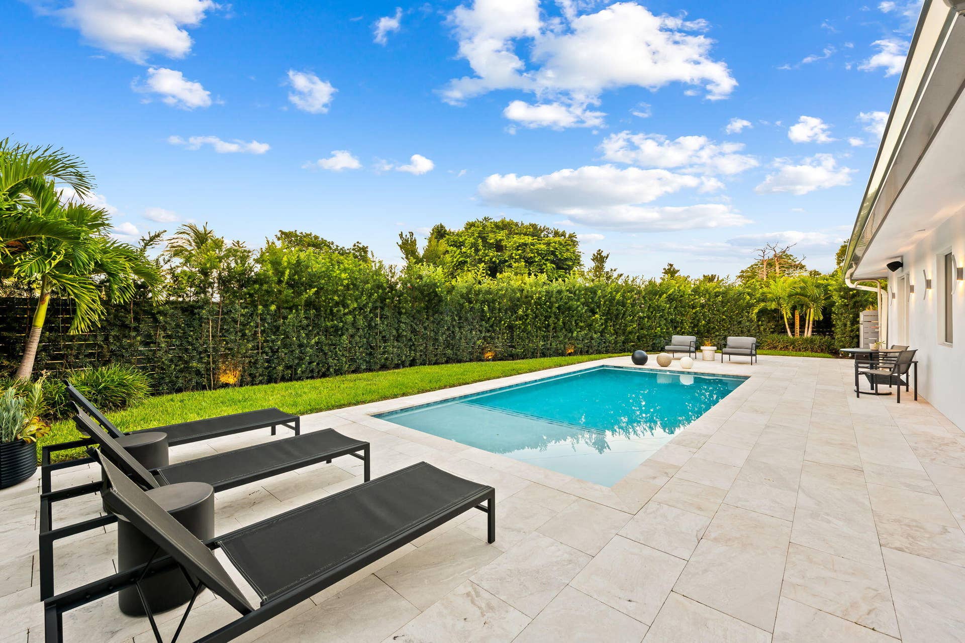 2000 CORAL GARDENS Drive, Wilton Manors, FL 33306 35-web-or-mls-DSC_2676