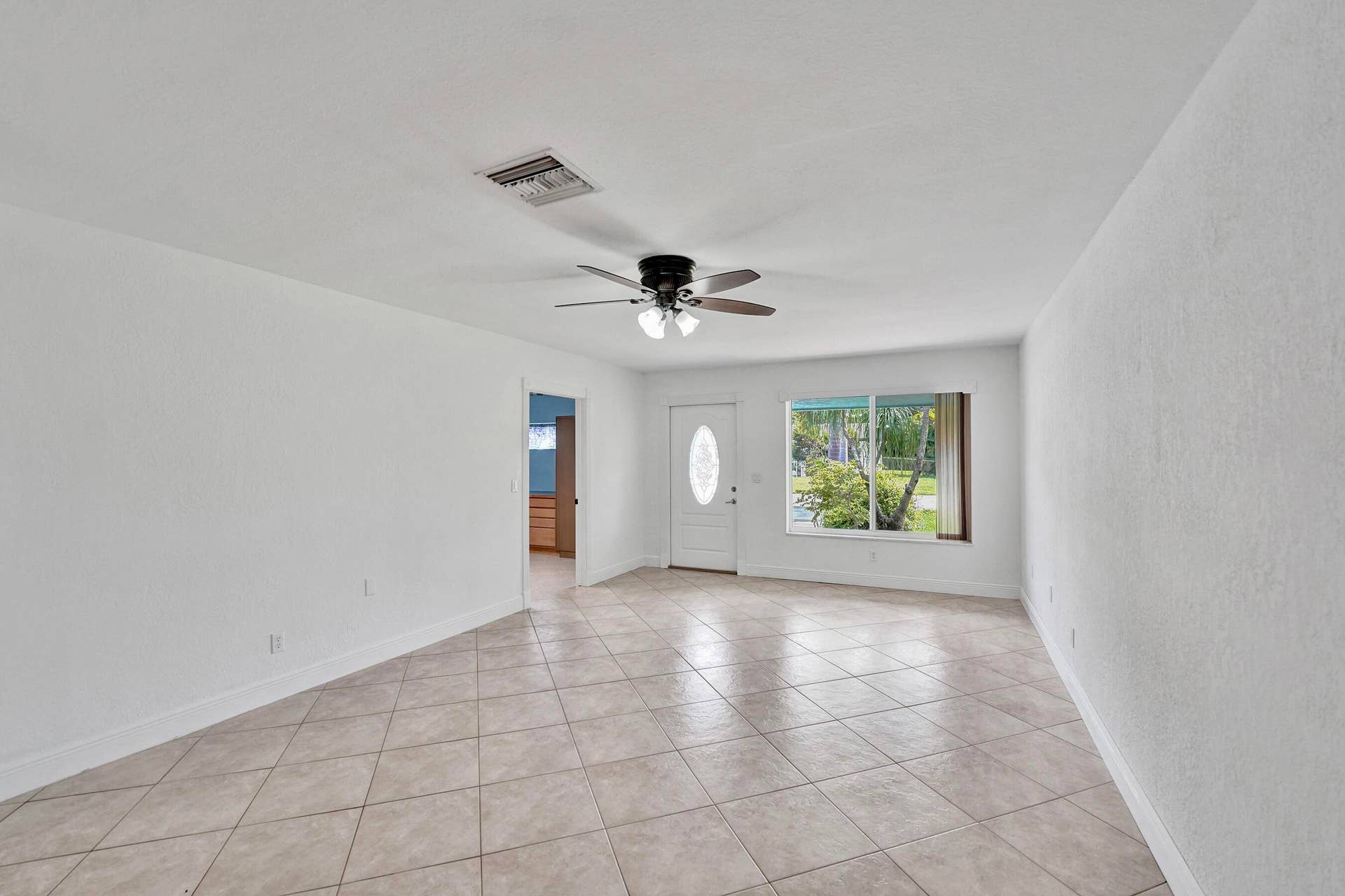 5081 SW 29TH Way, Dania Beach, FL 33312 Living Room