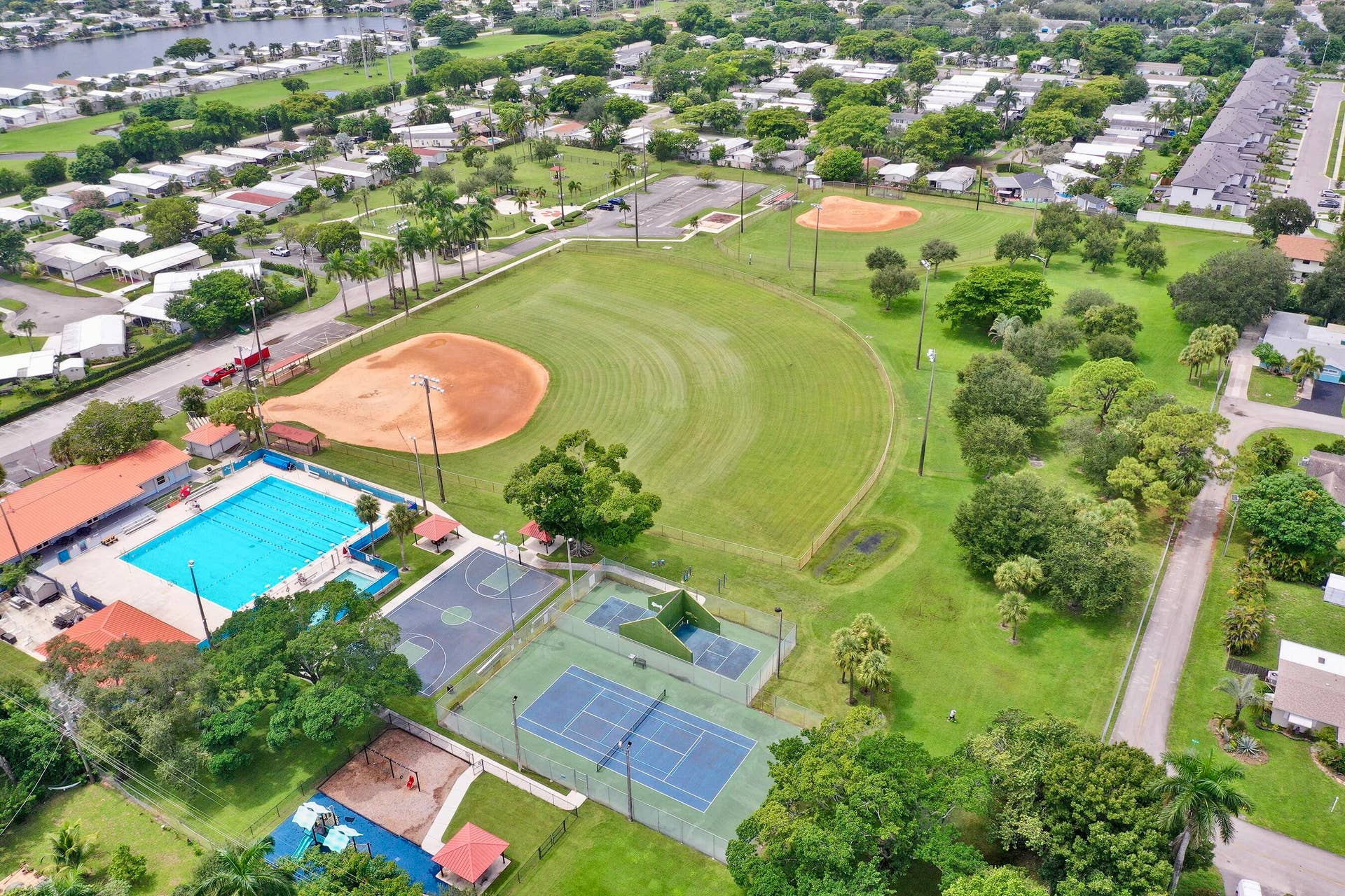 5081 SW 29TH Way, Dania Beach, FL 33312 Aerial. Park