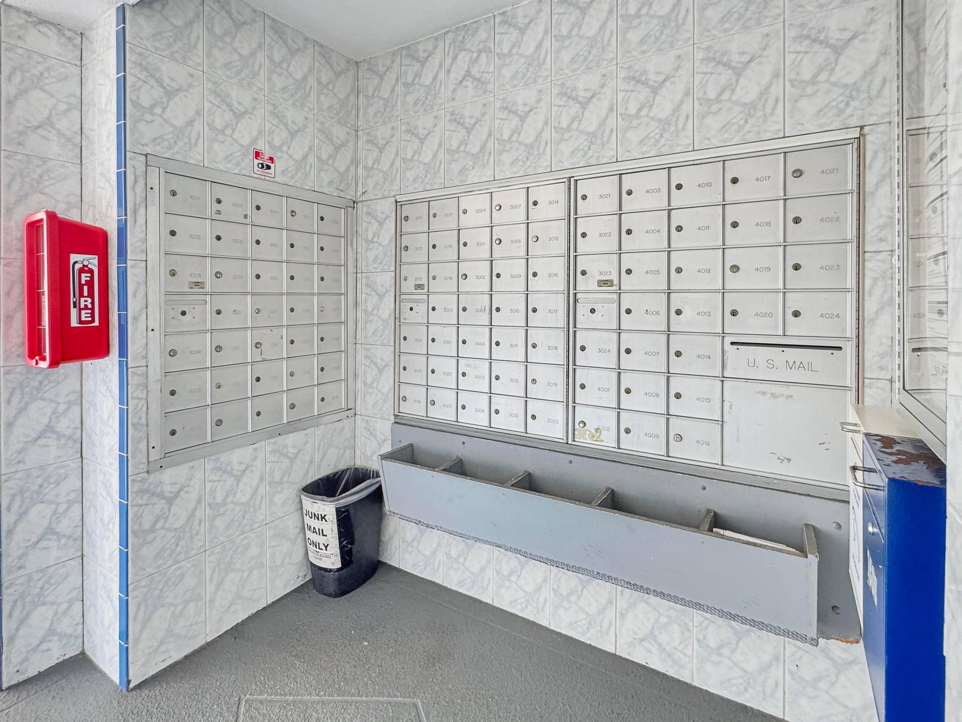 1013 HARWOOD C, #1013, Deerfield Beach, FL 33442 Mail box right outside your door