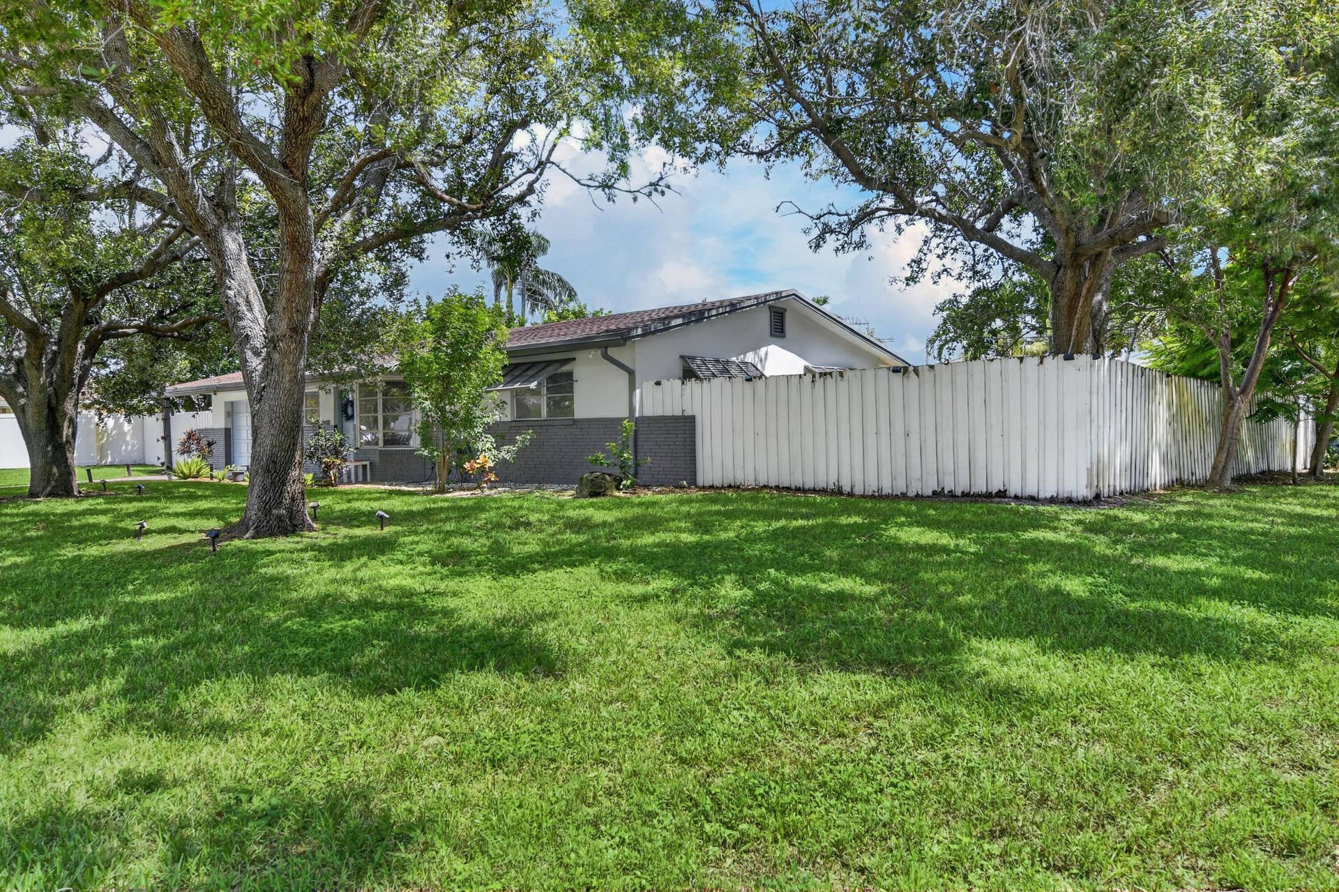 3400 NE 5th Avenue, Boca Raton, FL 33431 3-3400-NE-5th-Ave-3
