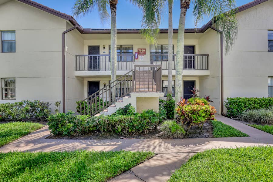 Property photo for 7690 Tahiti Lane, #202, Lake Worth, FL