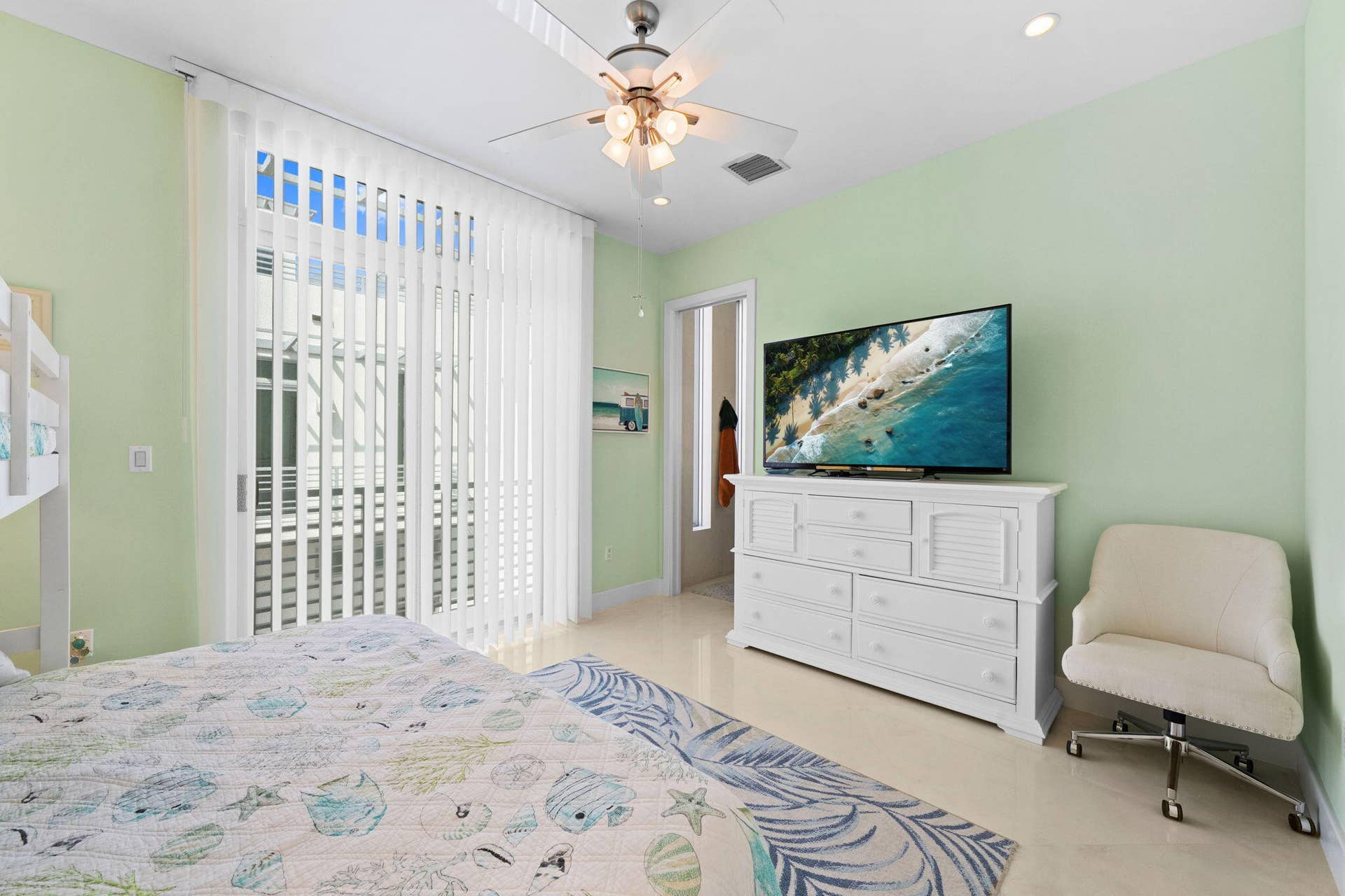 705 BRINY Avenue, Pompano Beach, FL 33062 29-web-or-mls-A7R05442 copy