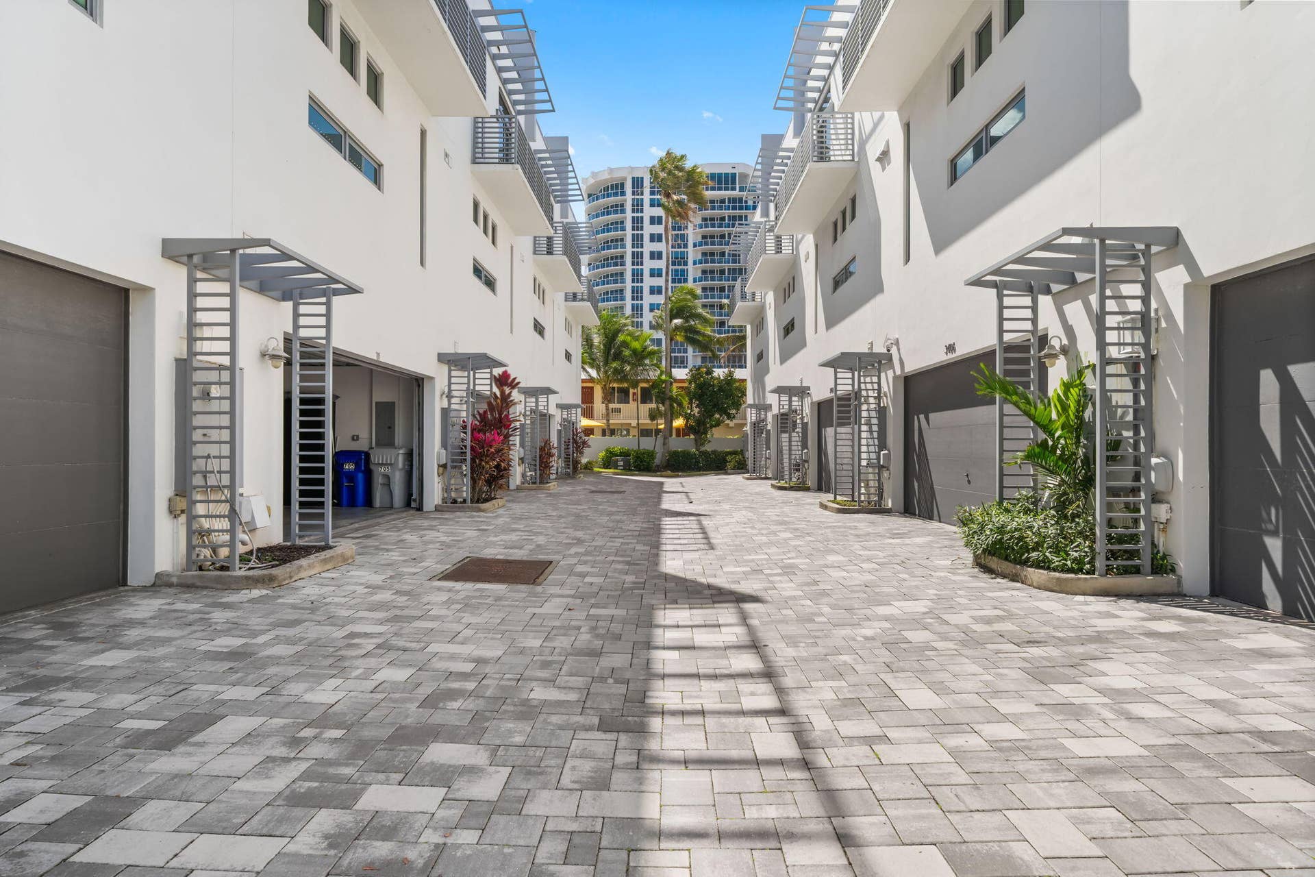 705 BRINY Avenue, Pompano Beach, FL 33062 50-web-or-mls-A7R05697 copy