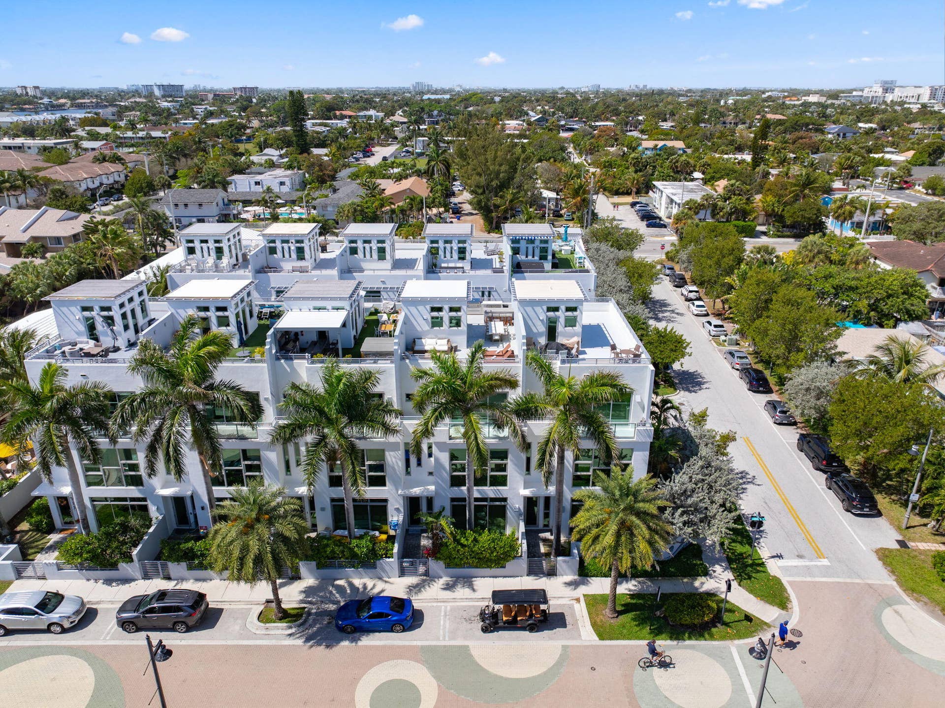 705 BRINY Avenue, Pompano Beach, FL 33062 59-web-or-mls-DJI_20260307120303_0077_D
