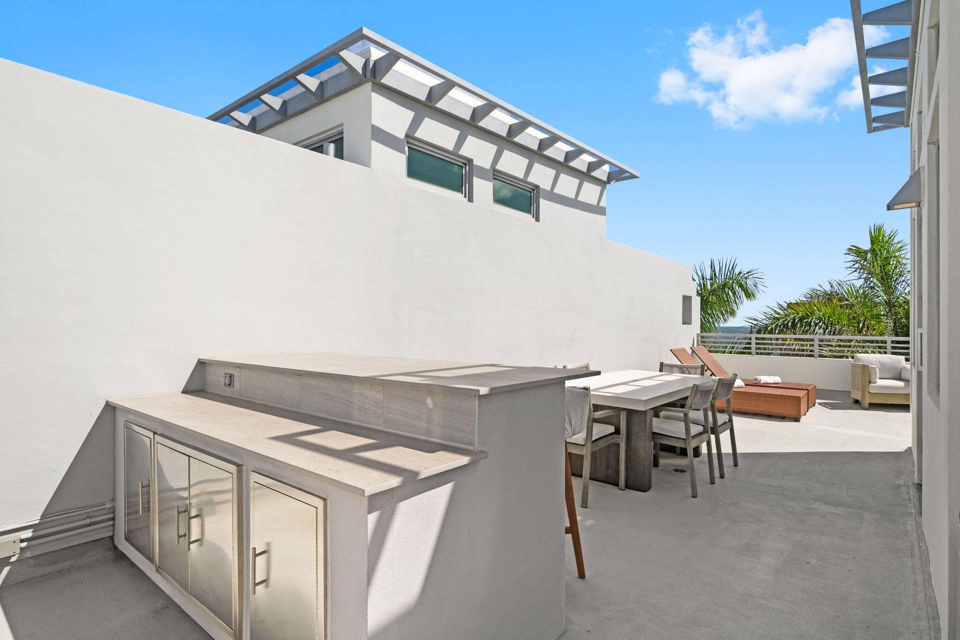 705 BRINY Avenue, Pompano Beach, FL 33062 39-web-or-mls-A7R05530 copy