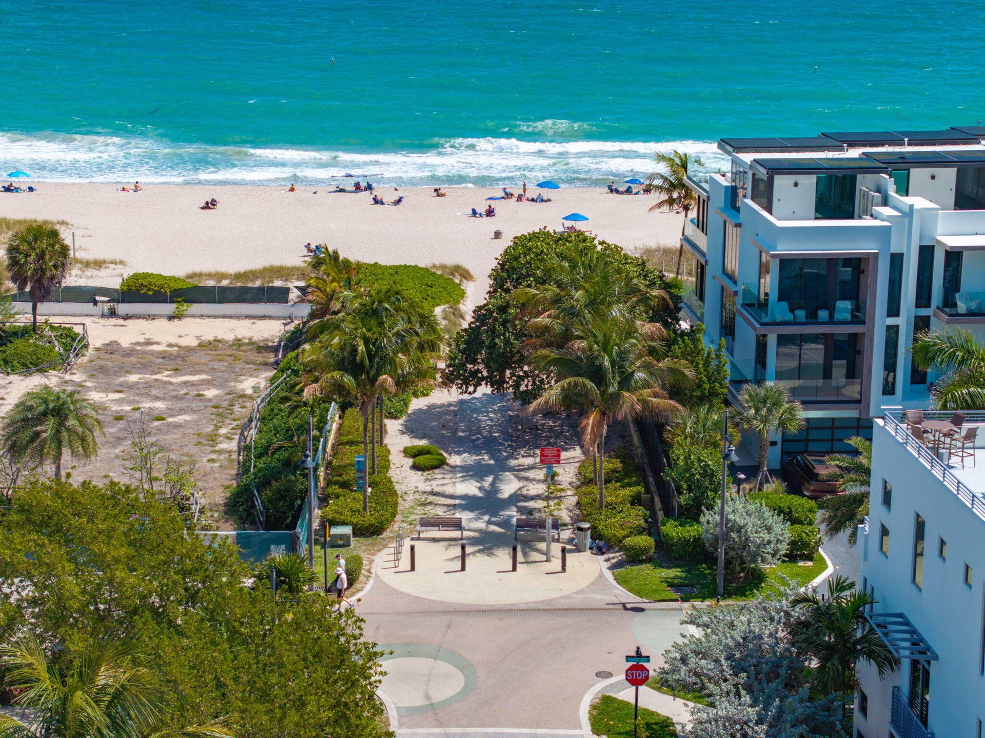 705 BRINY Avenue, Pompano Beach, FL 33062 75-web-or-mls-DJI_20260307121131_0103_D