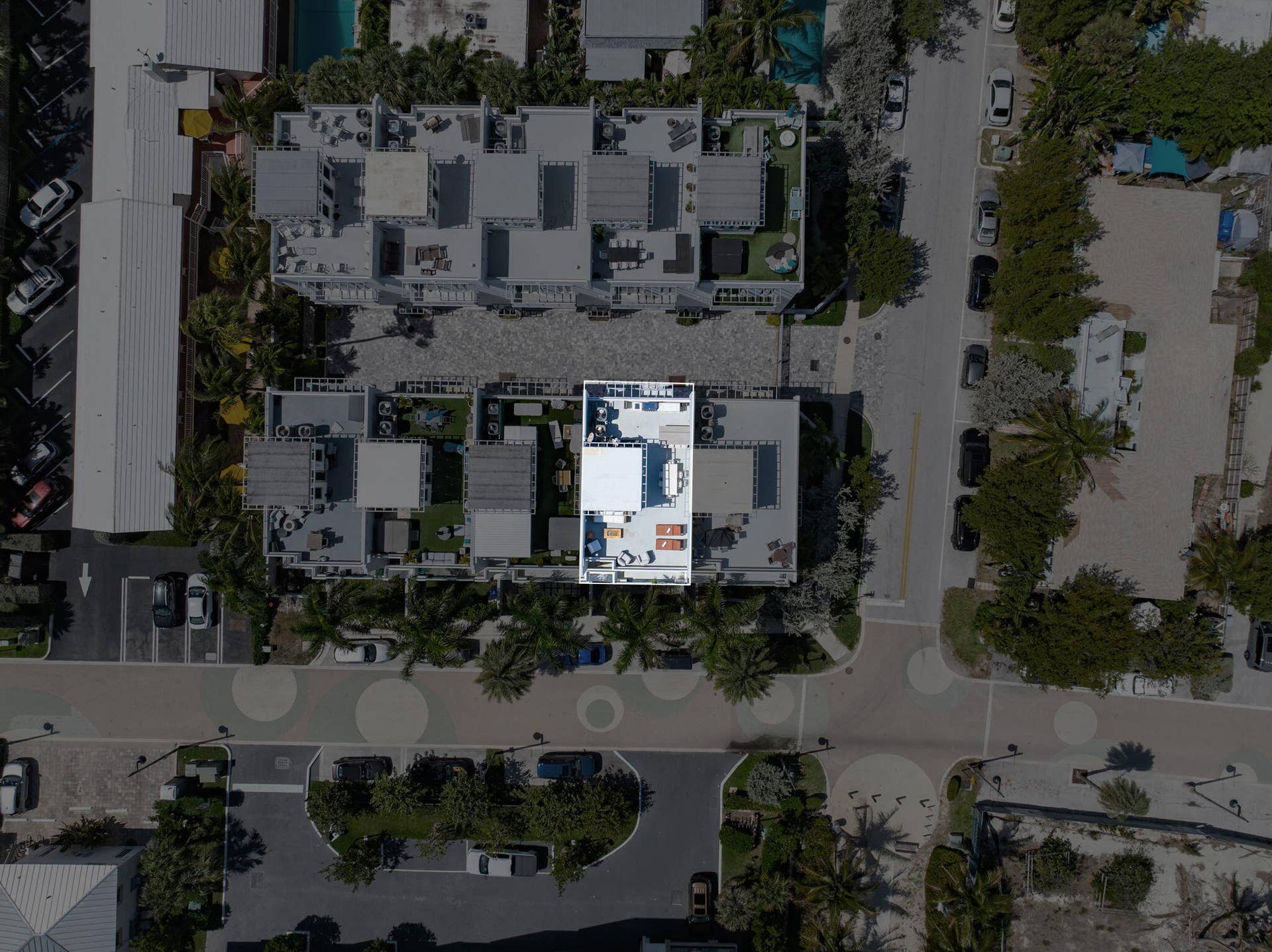 705 BRINY Avenue, Pompano Beach, FL 33062 62-web-or-mls-DJI_20260307120341_0080_D