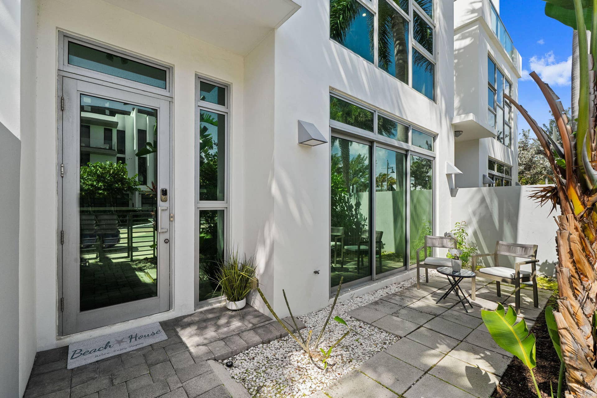 705 BRINY Avenue, Pompano Beach, FL 33062 52-web-or-mls-A7R05710 copy